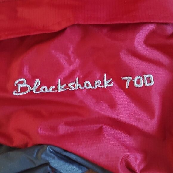 Touchdog Outdoor Series Blackshark red gray reflective dog coat rain coat Sz L - Picture 4 of 12